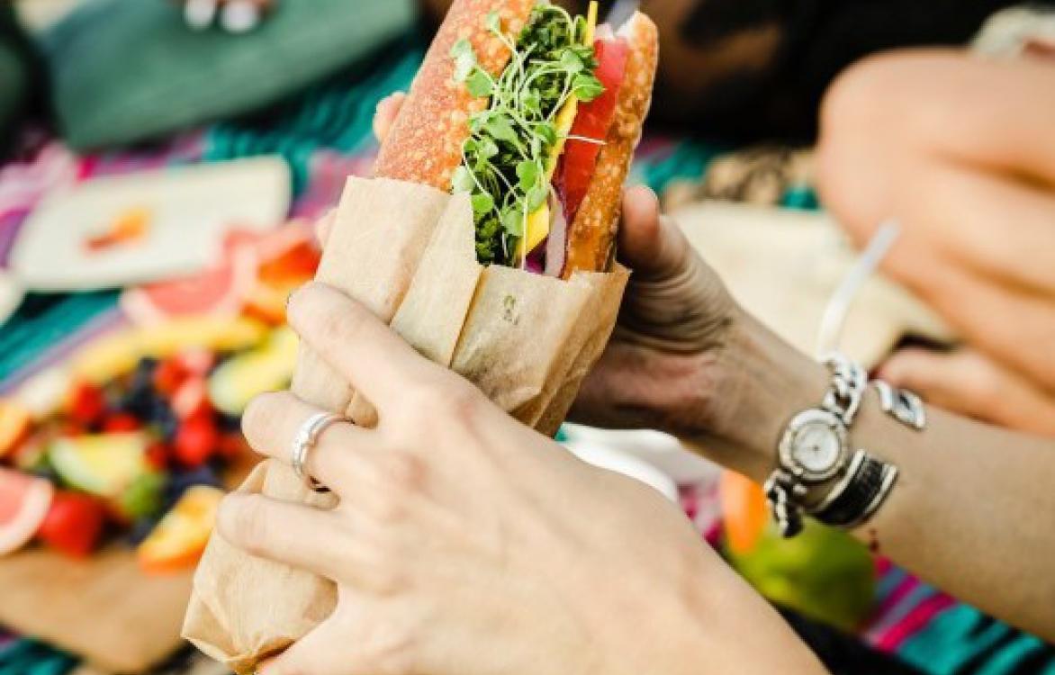 Gezond eten en drinken voor adolescenten